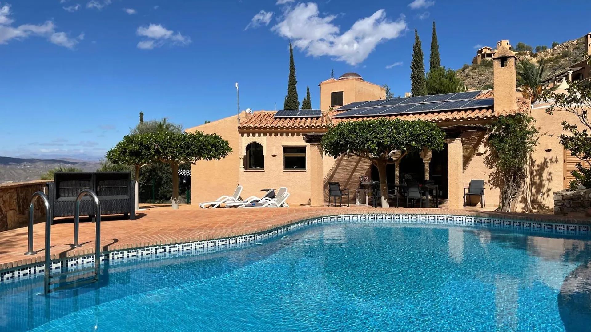 Casa Estrella Villa Almeria